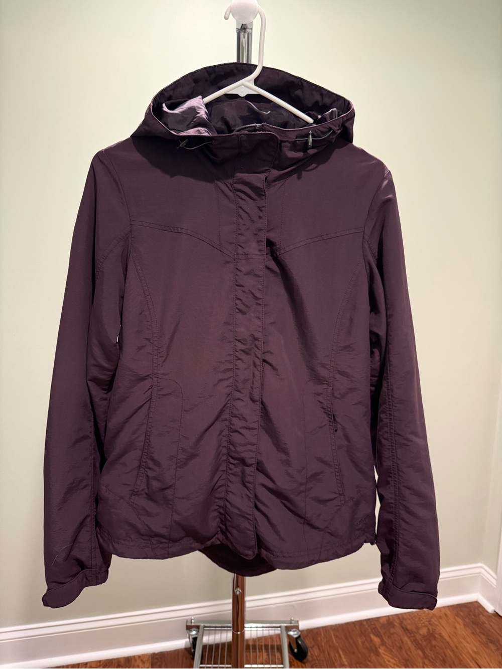Eddie Bauer Plum Purple Hooded Outdoor Jacket Size S